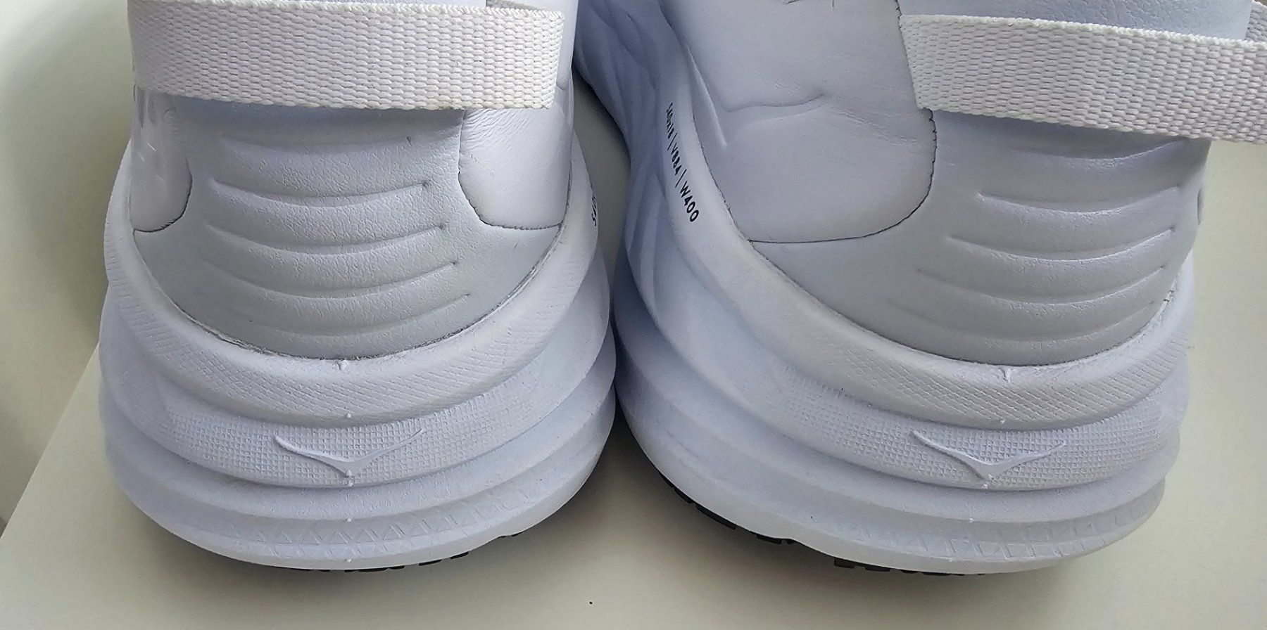 Scarpe da uomo: Hoka Bondi SR 46 2/3 Leder – Nuovo (secondo la descrizione) da Rickenbach LU venduto da Totoro14 6