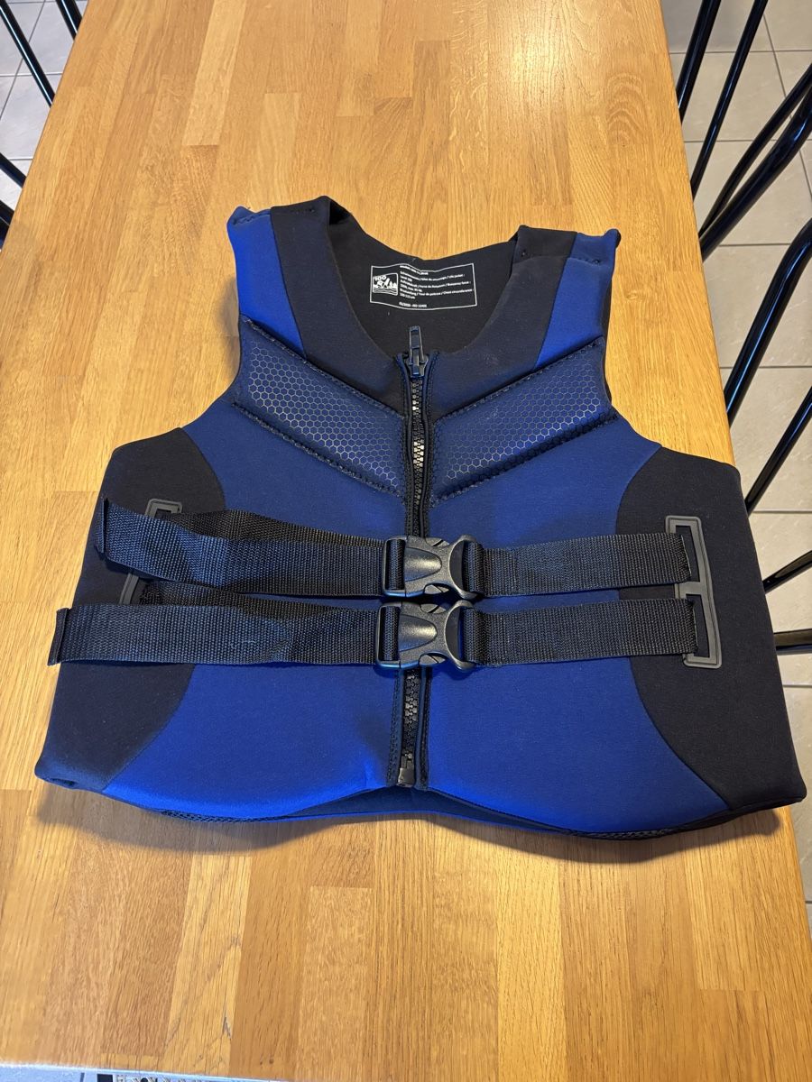 Gonser Giubbotti di salvataggio: Life Vest Level 100 Blue  – Nuovo (secondo la descrizione) da Morges venduto da Brunocunha05