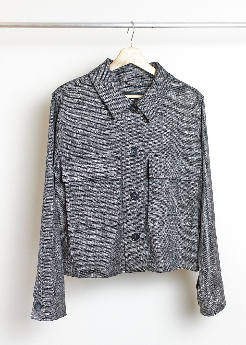 Opus Giacche: OPUS JACKE, GRAU, Größe 42, WIE NEU – Nuovo (secondo la descrizione) da Zug venduto da joa_dp6f