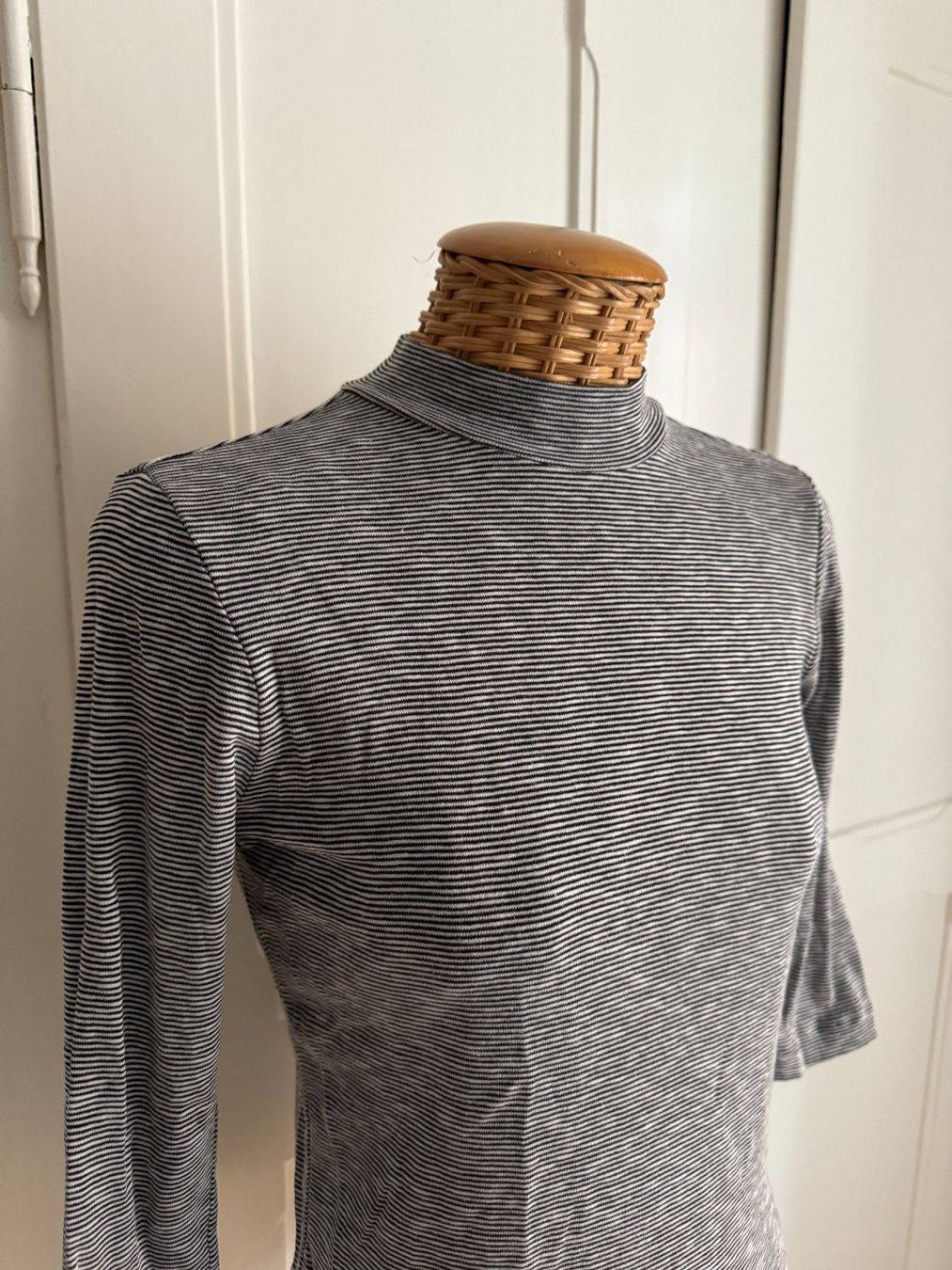 Opus T-shirt: OPUS - Oberteil schwarz-weiss gestreift maritim 36 – Usato da Zürich venduto da Diazaio 1