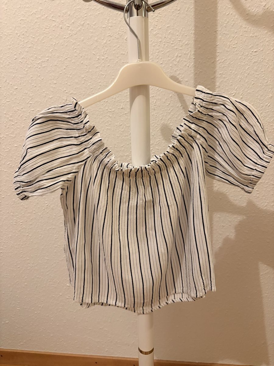 Bershka Top: Haut d'été rayé Bershka – Usato da Chêne-Bougeries venduto da bru_bs9n 1