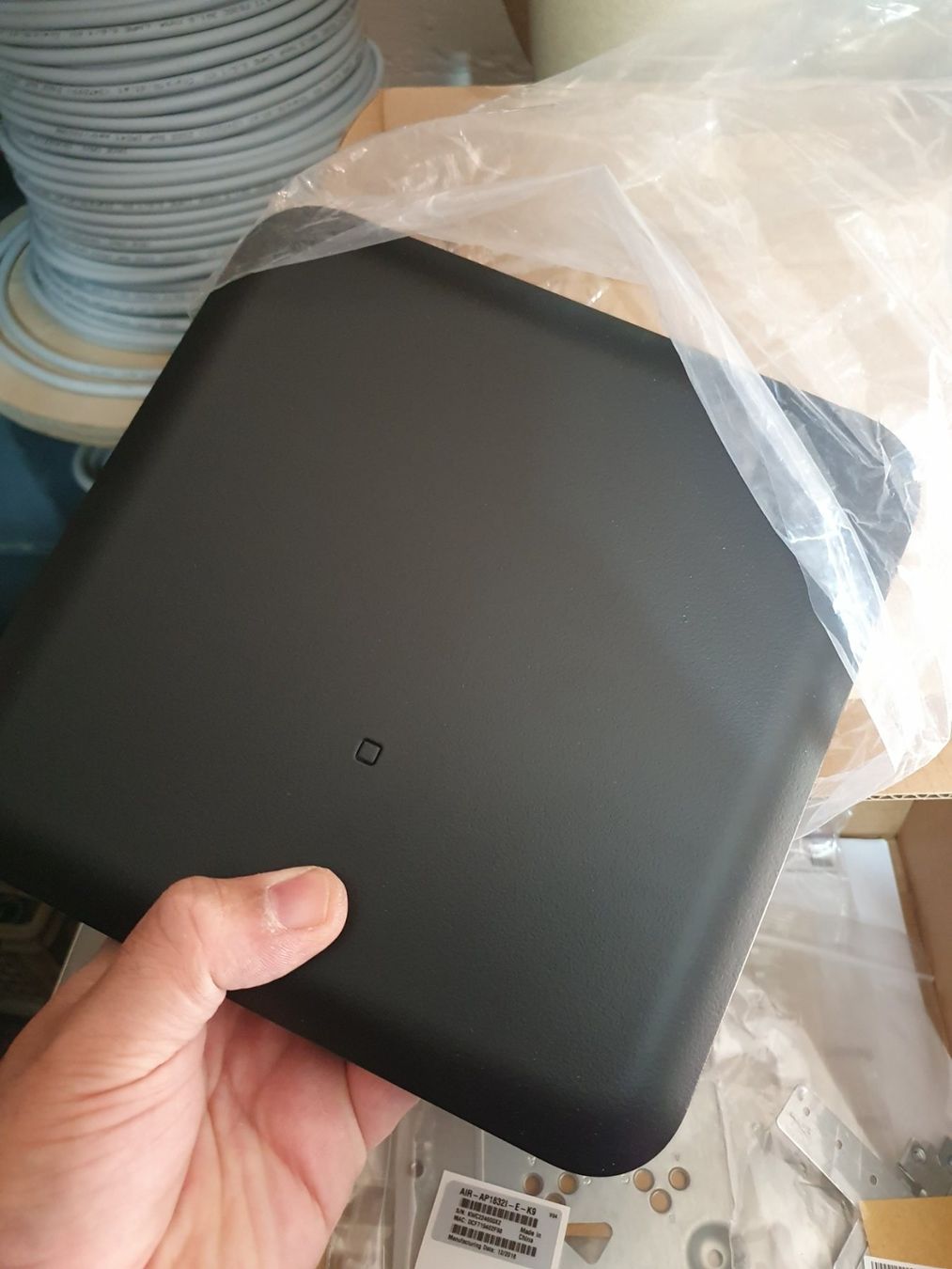 Cisco Modem & Router: Cisco AIR-AP1832i-E-K9 Access Point WLAN – Nuovo (secondo la descrizione) da Zürich venduto da eymen20