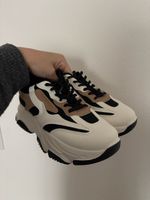 Trendige Sneaker, Gr. 40, neuwertig