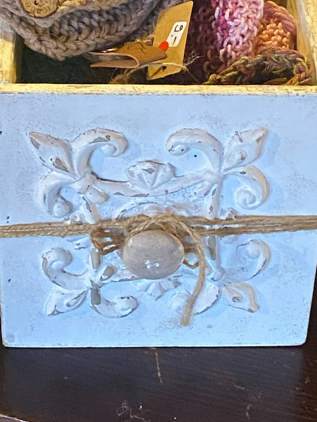 Tutte le decorazioni: DEKO HOLZ SHABBY CHIC KISTE – Usato da Meienried venduto da ManuelaBoutique 1