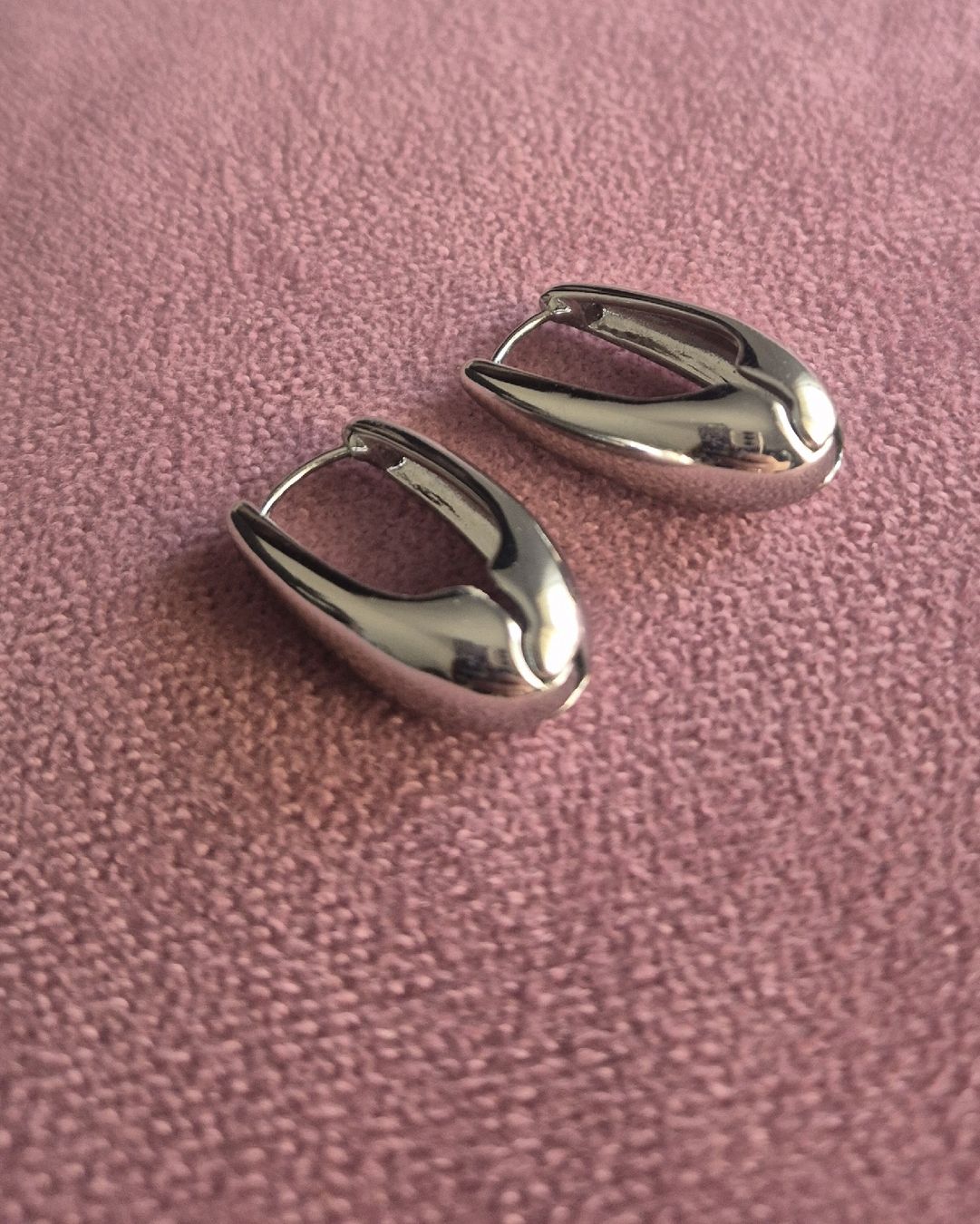 Orecchini pendenti & Orecchini a lobo: Orecchini da donna color argento, design moderno – Nuovo (secondo la descrizione) da Giubiasco venduto da Stefaniav 1