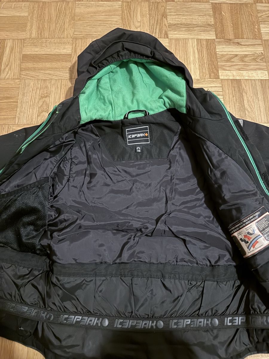 Icepeak Vestes & Manteaux: Kinder Jacke Grösse 116 – D'occasion à Zürich par zd_1965 3