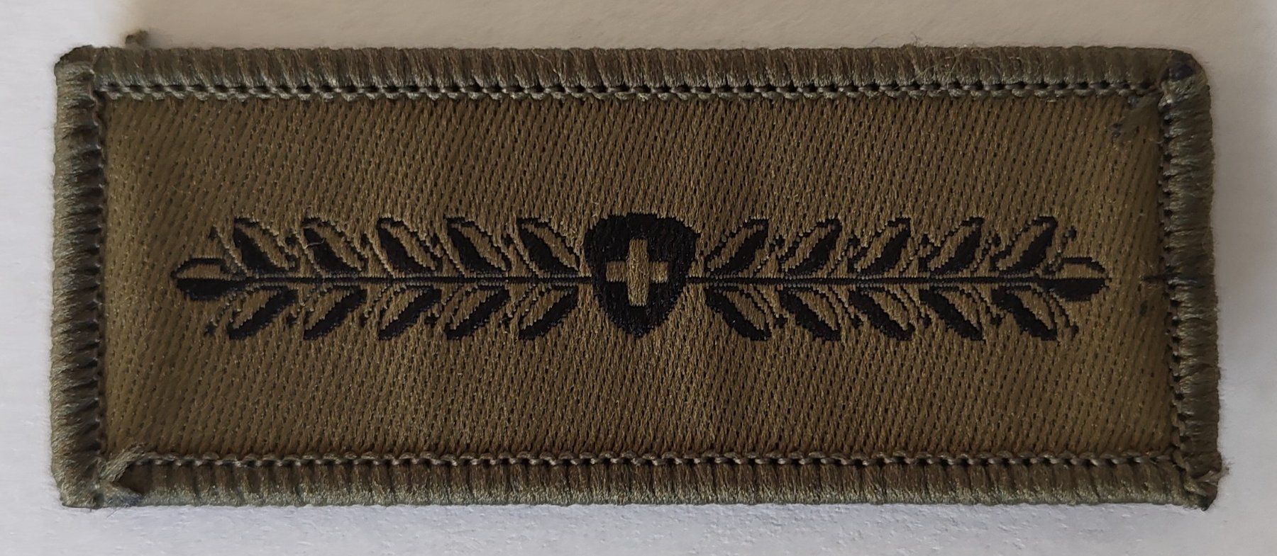Schweizer Armee Placchette & Badge: 2 Milizabzeichen – Usato da Biberist venduto da Slick 1