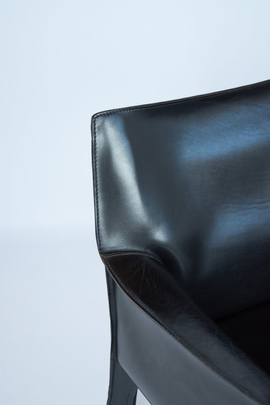 Cassina Sessel: Cassina Cab 414 Sessel - Mario Bellini – Gebraucht aus Riazzino von d3s_8fgj 7