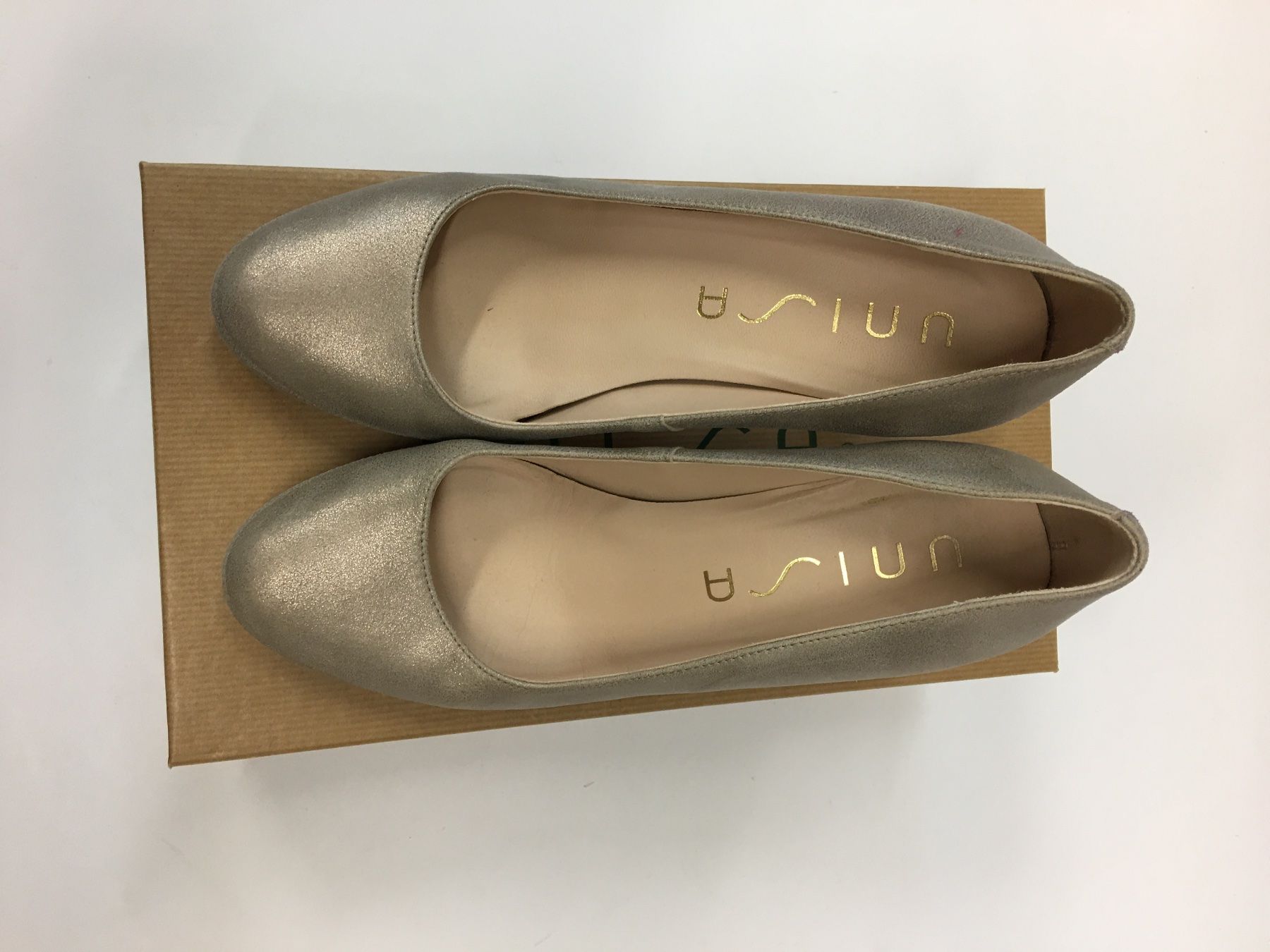 Unisa Scarpe da donna: Unisa Schuhe, goldig, Gr. 37 – Usato da Olten venduto da ELHANDEL 8