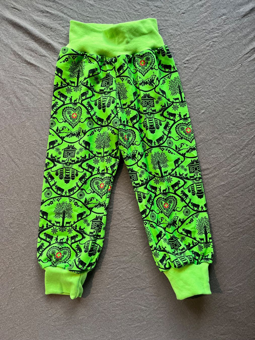Pantaloni: 1 Kinderhose selbst genäht – Nuovo (secondo la descrizione) da Büsserach venduto da bor_s88m