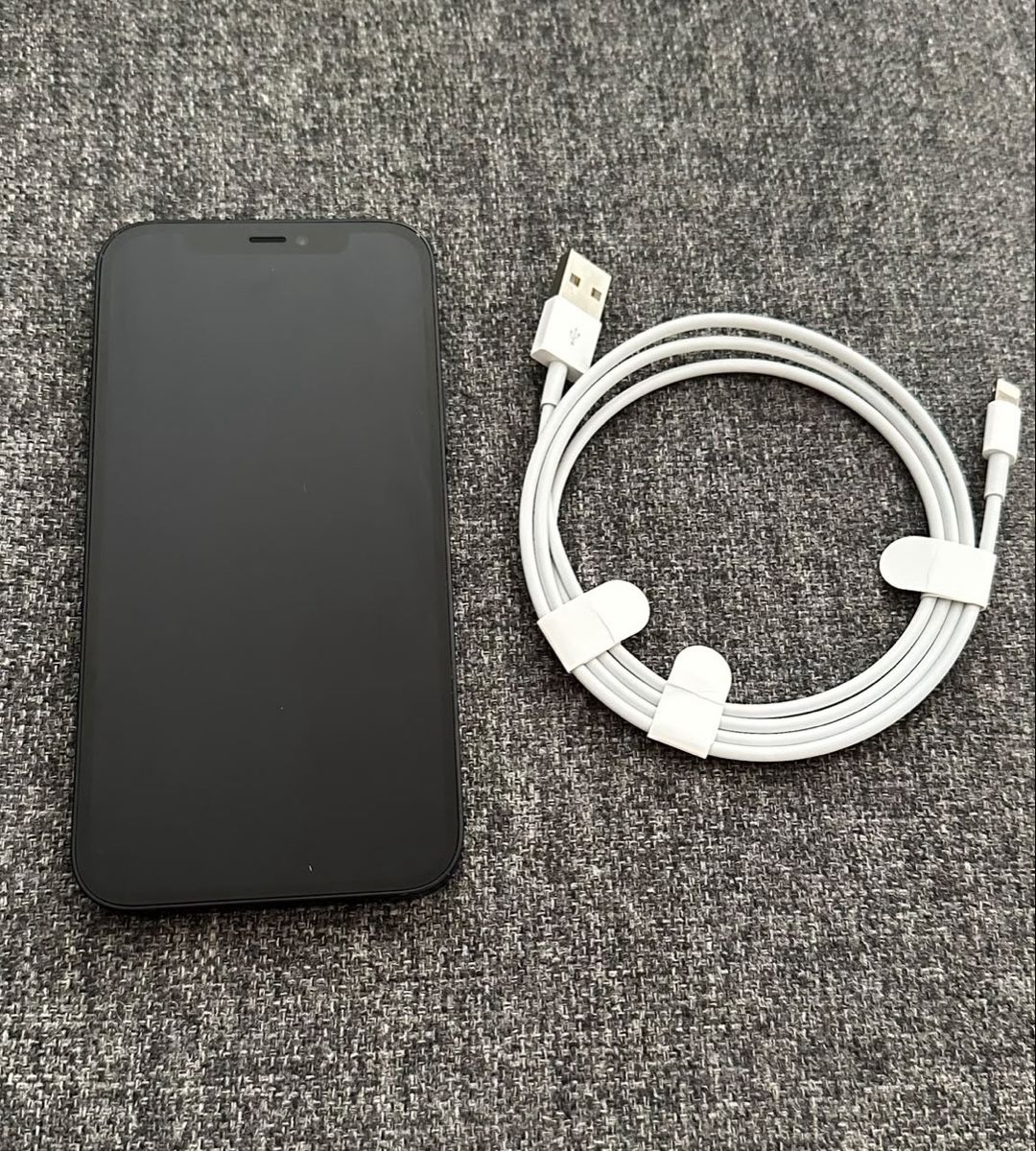 Apple Portables: iPhone 12 – D'occasion à Hinteregg par DABA03