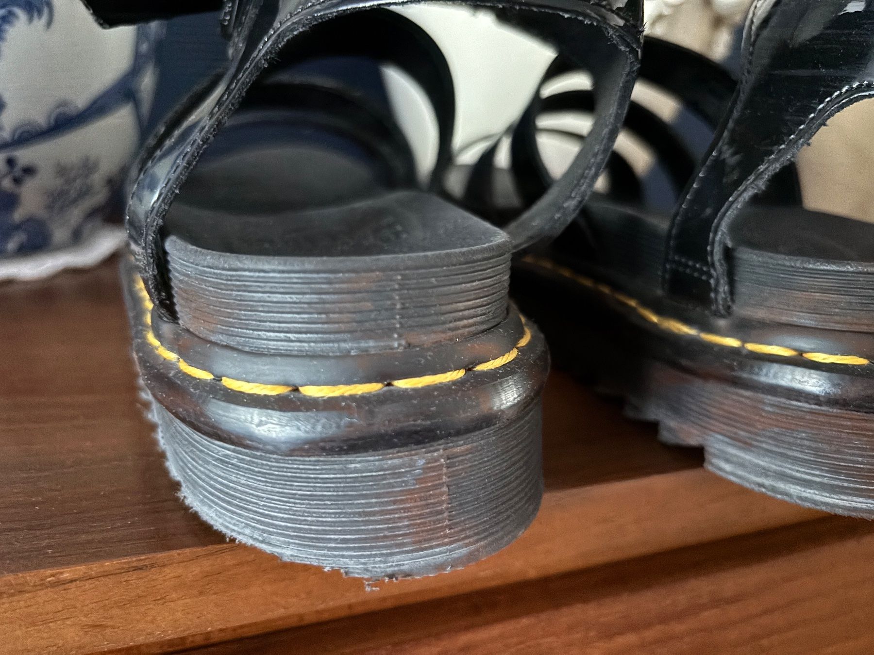 Dr. Martens Damenschuhe: BLAIRE BLACK PATENT LAMPER Schwarz – Gebraucht aus Zürich von STYLEHAUS 6