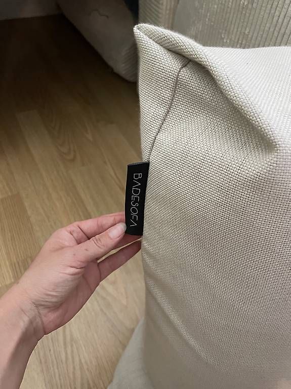 Cuscini: Badesofa Rückenkissen – Usato da Oberwil BL venduto da _vanillia_