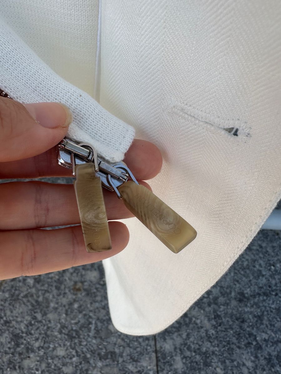 Corneliani Giacche: NEU!! Corneliani White Linen Jacket 52 – Nuovo (secondo la descrizione) da Aeschi SO venduto da Oceana.Indigo 6