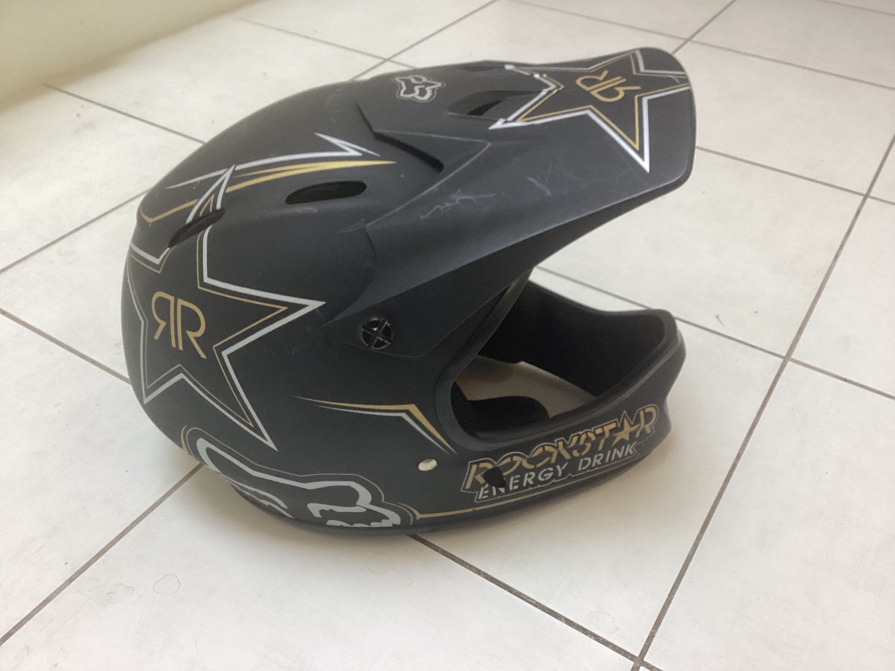 Caschi: Rockstar-Helm für Downhill, S – Usato da Zürich venduto da windbart 1