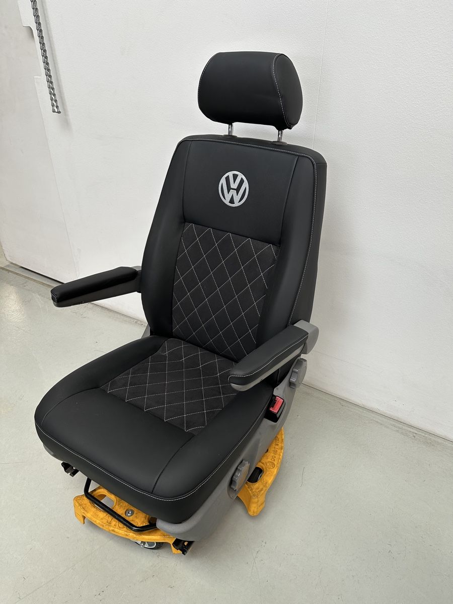 VW Alle Ersatzteile: VW T5/T6 Einzelsitz Beifahrer – Gebraucht aus Alpnach-Dorf von Skai0 1