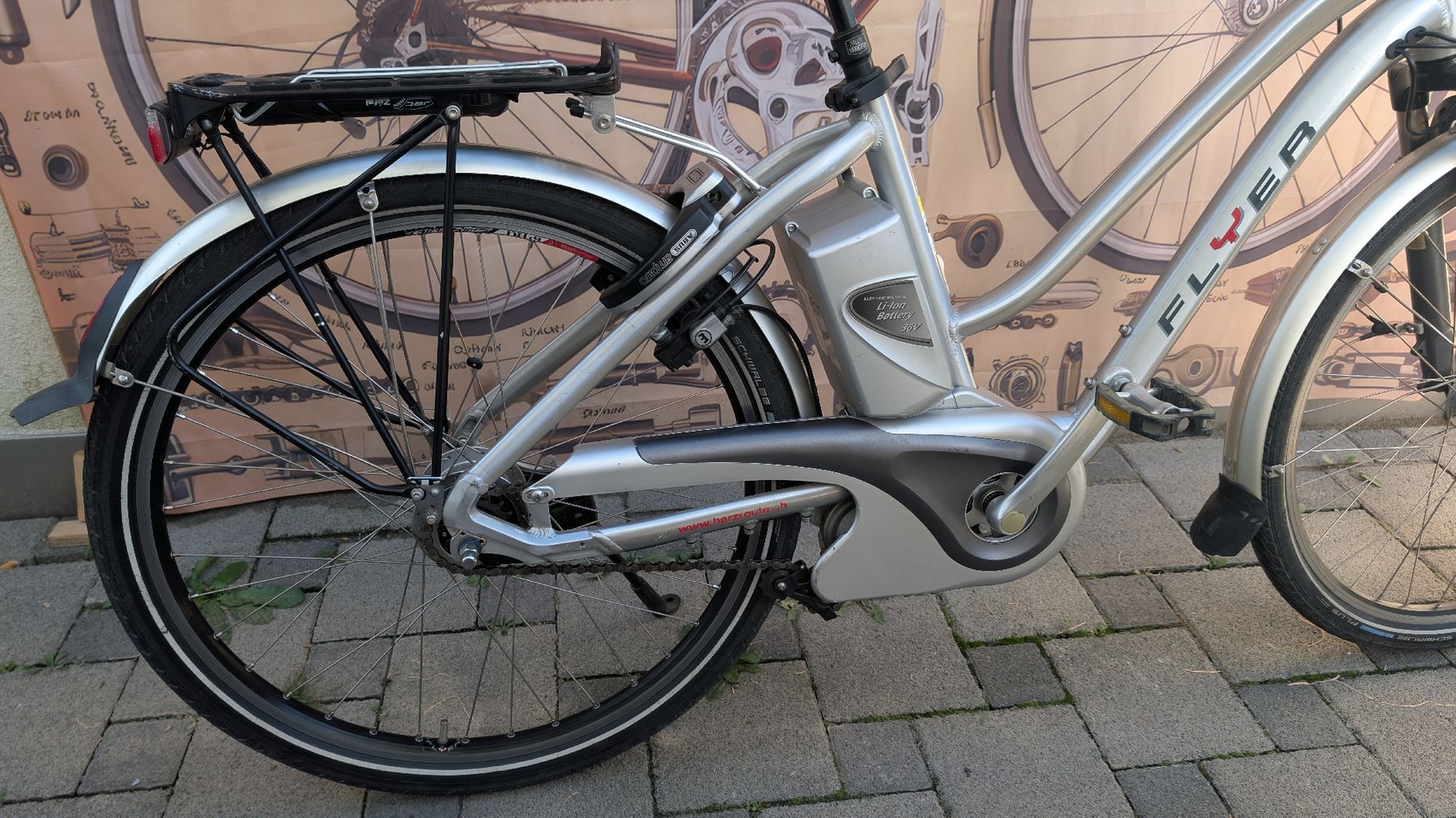 Flyer Velos: Flyer E-Bike silber Grösse S gebraucht – Gebraucht aus Menziken von ezadinho 1