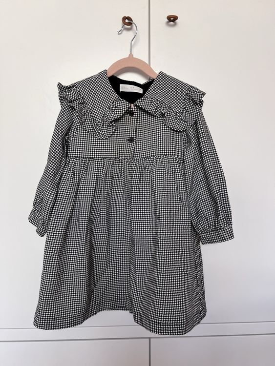 Zara Kleider & Röcke: Robe Zara fille 6 ans – Gebraucht aus Romanel-sur-Lausanne von RitaPereira