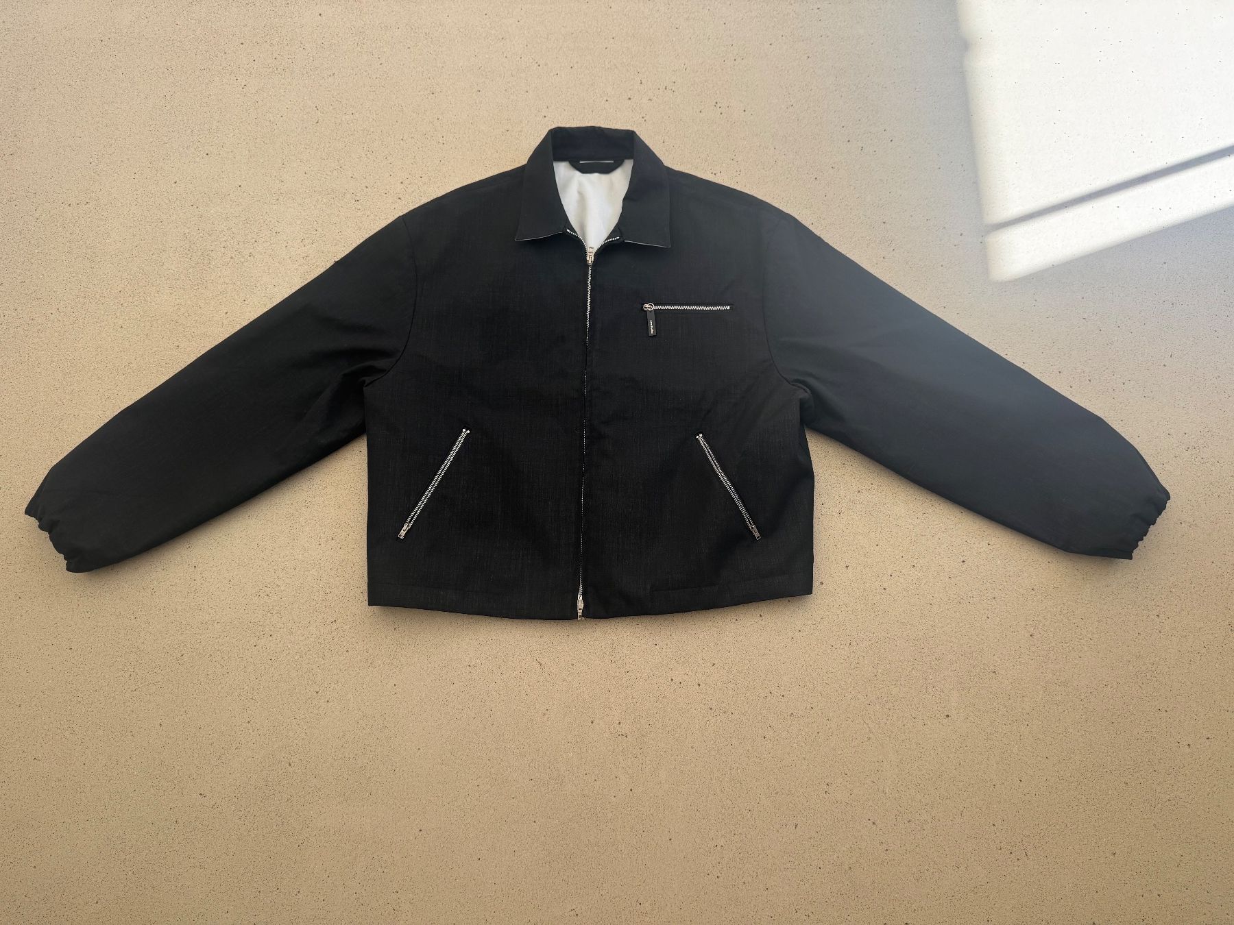 Jacken: Acne Studios Jacke – Neu (gemäss Beschreibung) aus Grüt (Gossau ZH) von Tschoeffe