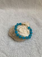 Armband mit blauen Glasperlen