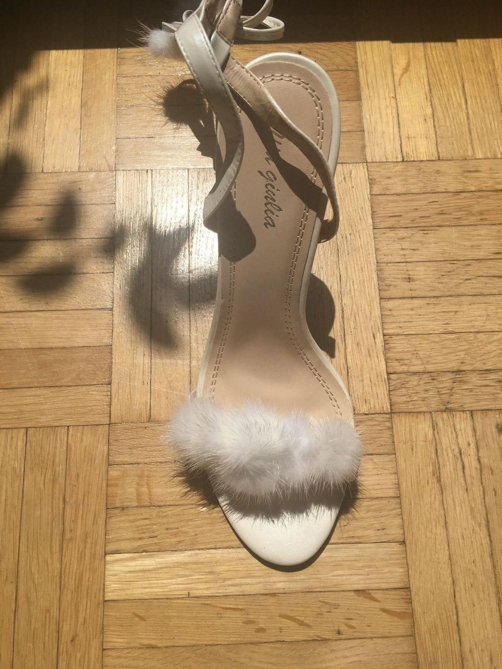 Damenschuhe: escarpins blancs pt pompom – Neu und originalverpackt aus Petit-Lancy von mina222 1