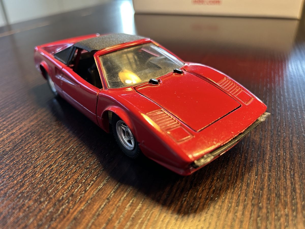 Ferrari Modellautos: Ferrari 308 GTS Modell – Defekt aus Islisberg von Nawi2000