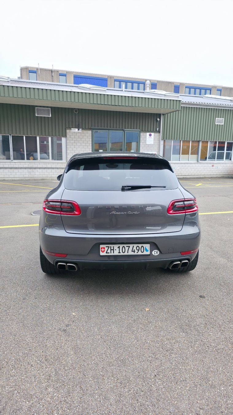 Porsche Automobili: Porsche Macan Turbo – Usato da Dübendorf venduto da raaadi 4
