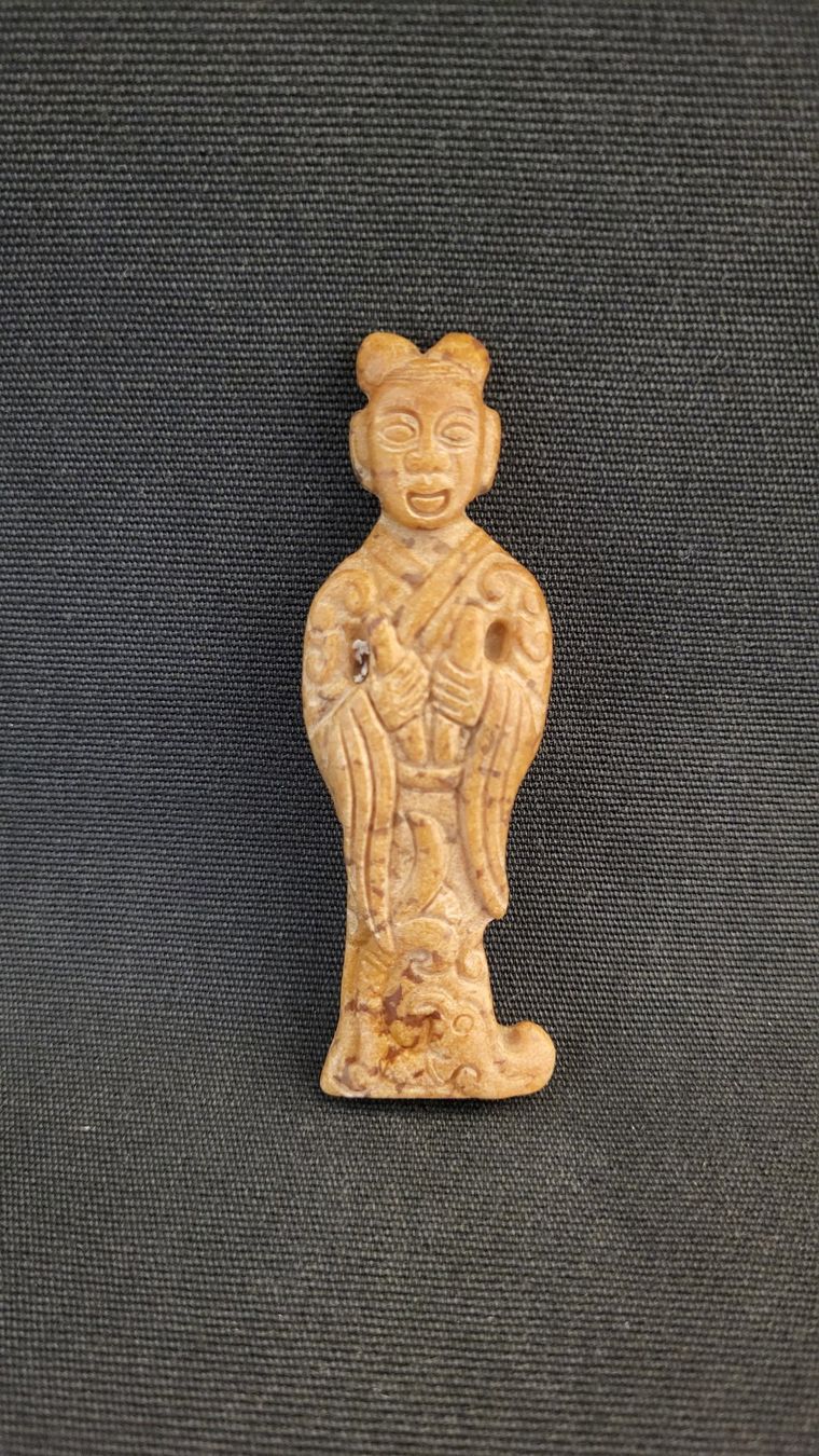 Figurines: Anhänger Figürliche Steinschnitzerei – D'occasion à Basel par spinne02