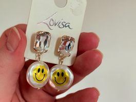 Puces d'oreilles Lovisa, motif joyeux, parfaites été!