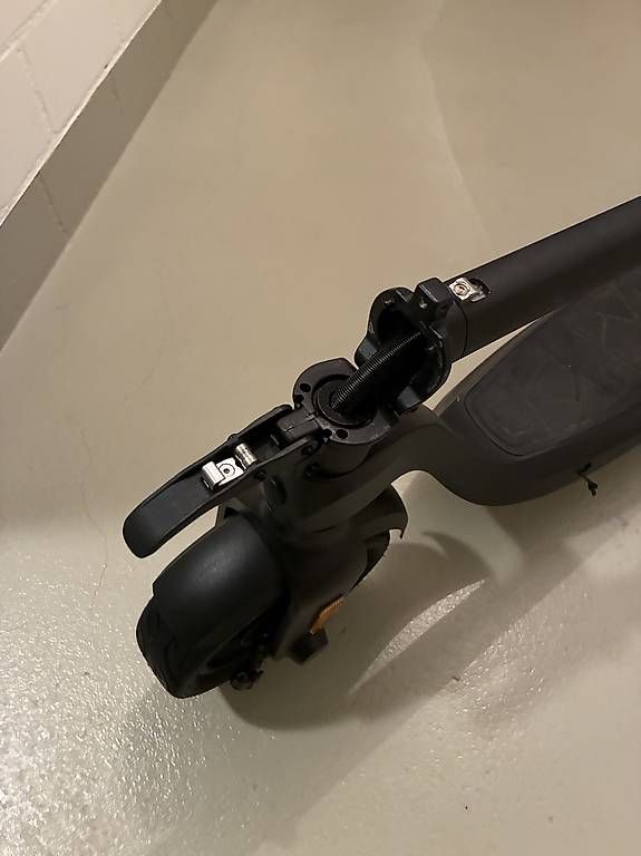 Kickboard: 2x E-Scooter: Vmax VX3 LT – Usato da Zürich venduto da renee-z 2