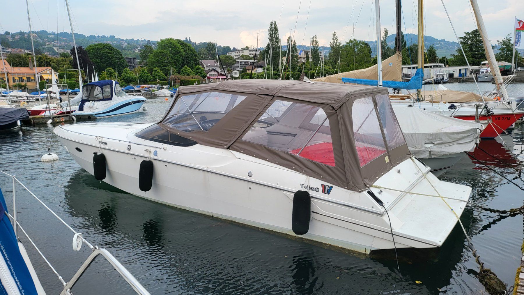Wellcraft Barche: Wellcraft Scarab 34 Excel 1993 (final version) – Usato da Oron-la-Ville venduto da NiKi-Pictures 4