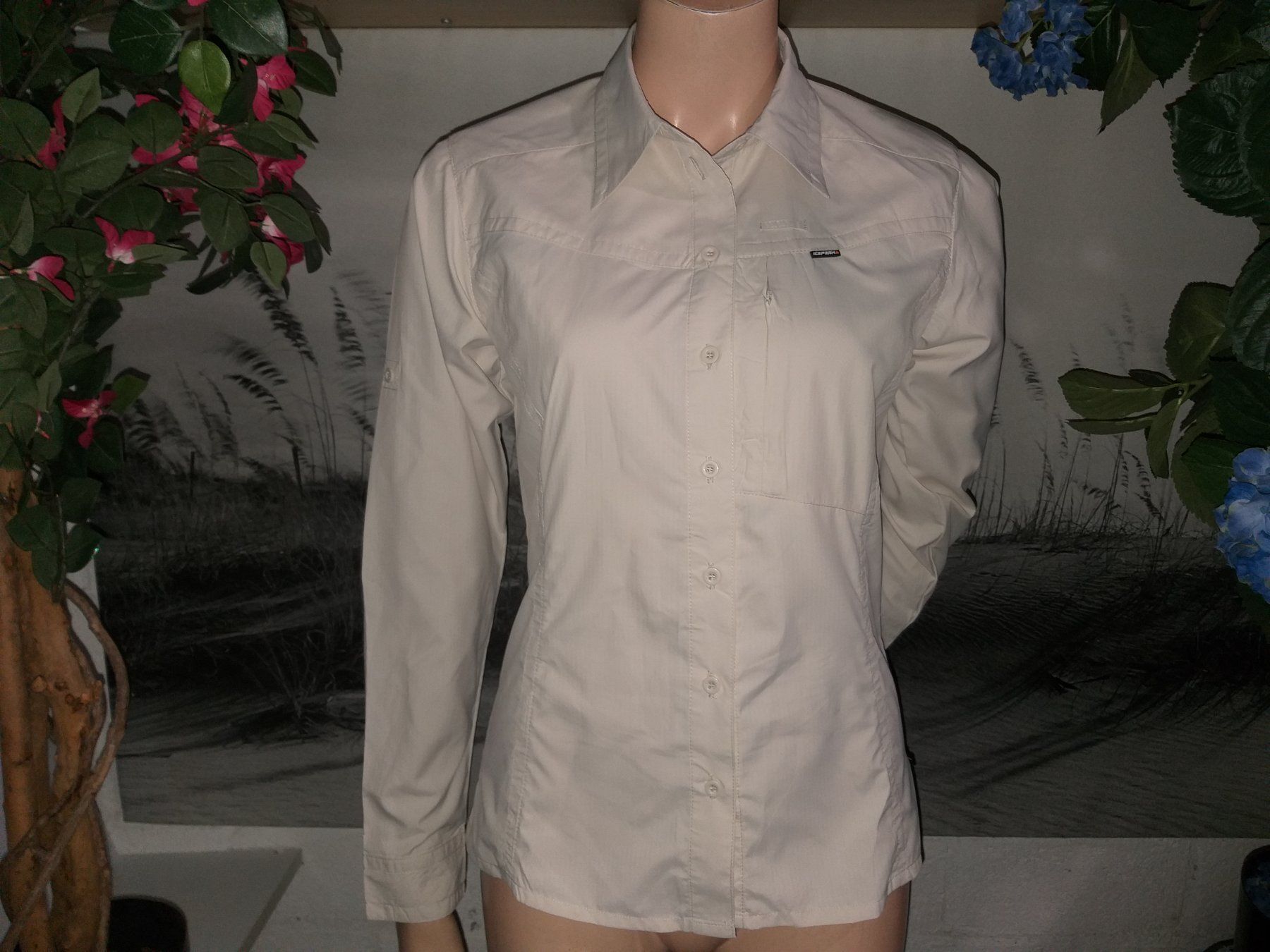 Blusen: ICEPEAK Blouse / Bluse taille / Grosse 36 (S) – Gebraucht aus Cossonay-ville von Super-Price-Quality