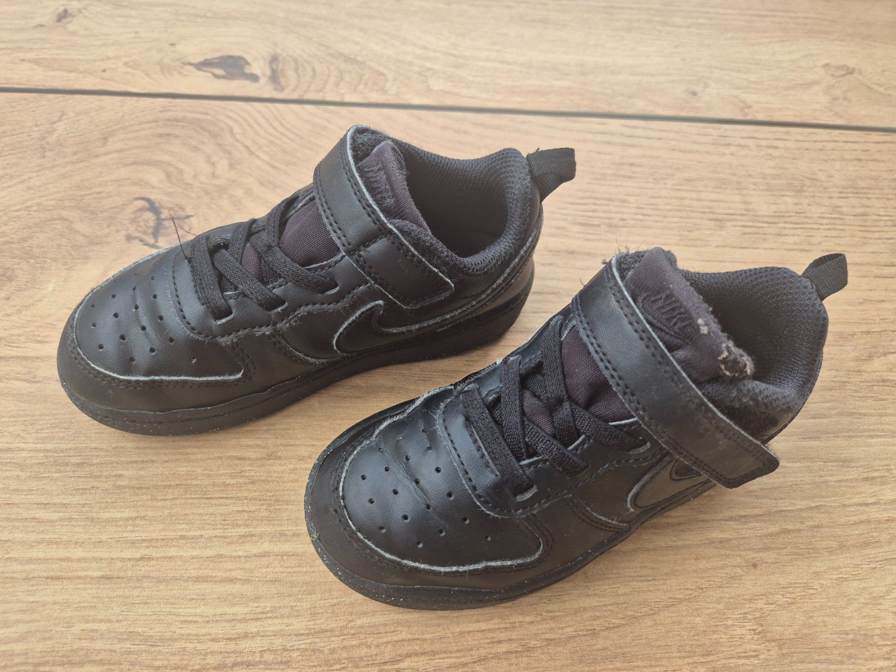 Nike Schuhe für Jungen: Nike Turnschuhe Junge Gr. 26 – Gebraucht aus Wil SG von Erk01 2