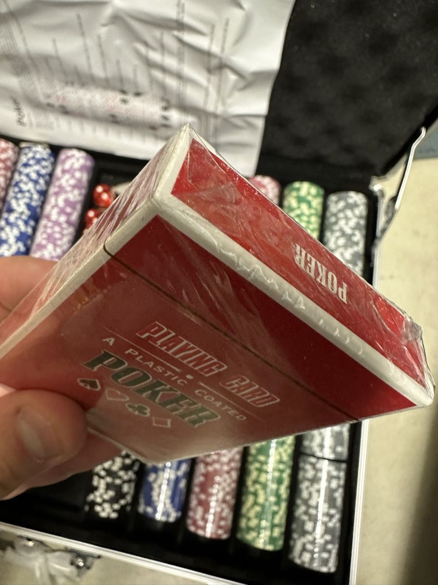 Jeux: Poker set mit Aluminium Koffer  – D'occasion à Nesselnbach par Vig0_al 7