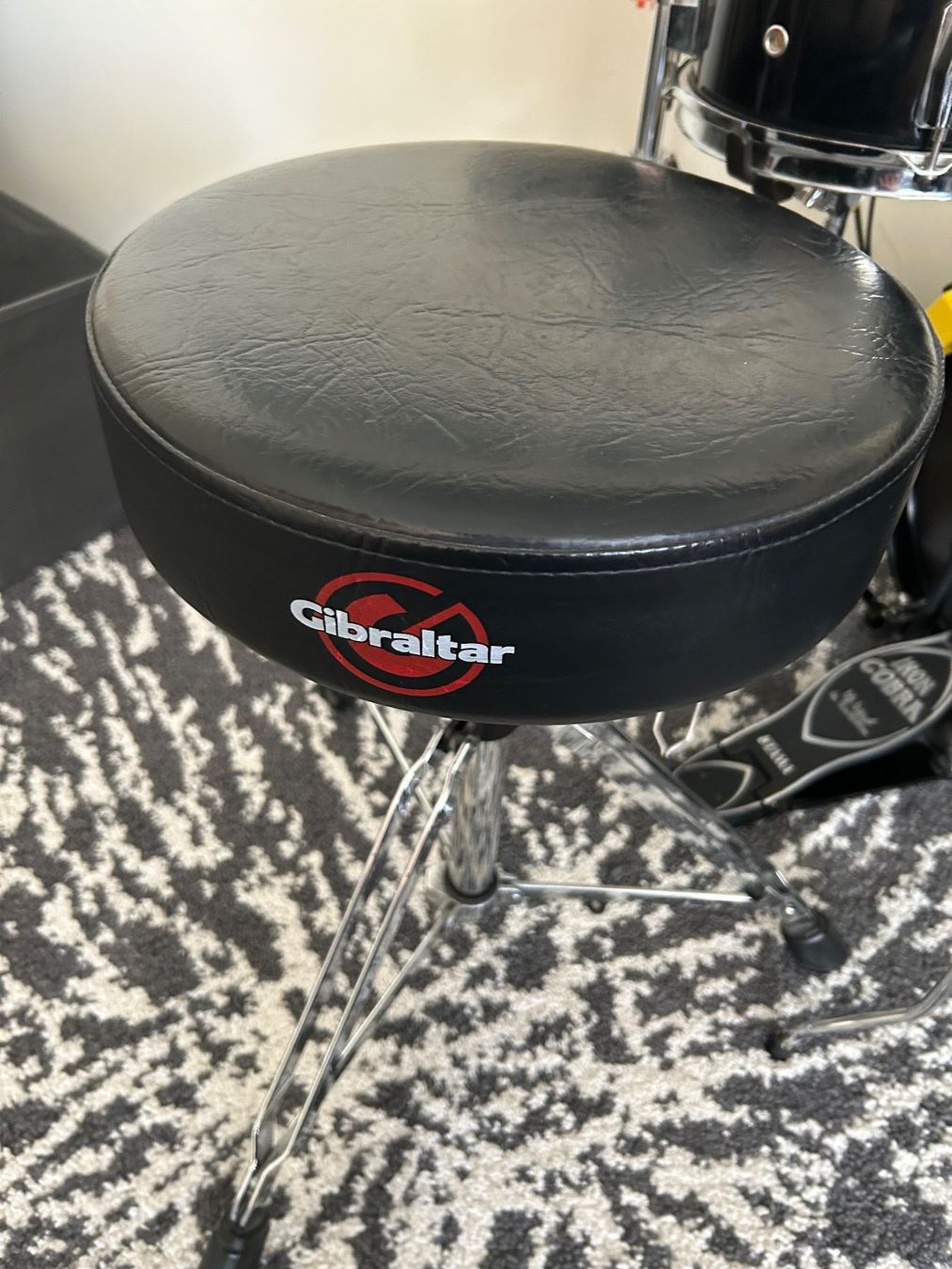 Alesis Instruments de musique: Kinder E-Drum Set mit Alesis DM5 – D'occasion à Winterthur par soundie 7