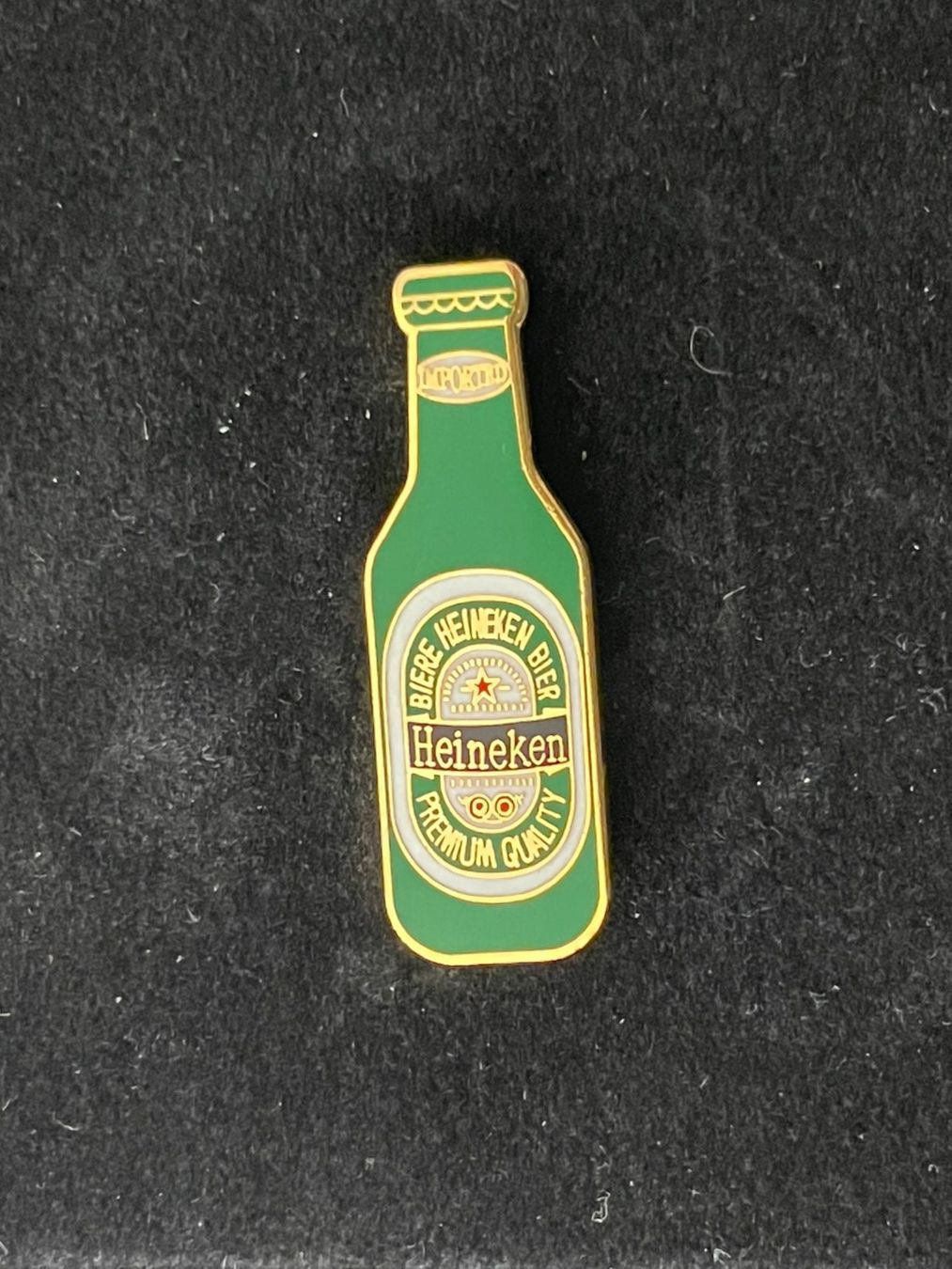 Heineken Plaketten & Abzeichen: Pin Heineken Bier - 90er – Neu (gemäss Beschreibung) aus Zell ZH von johsu79