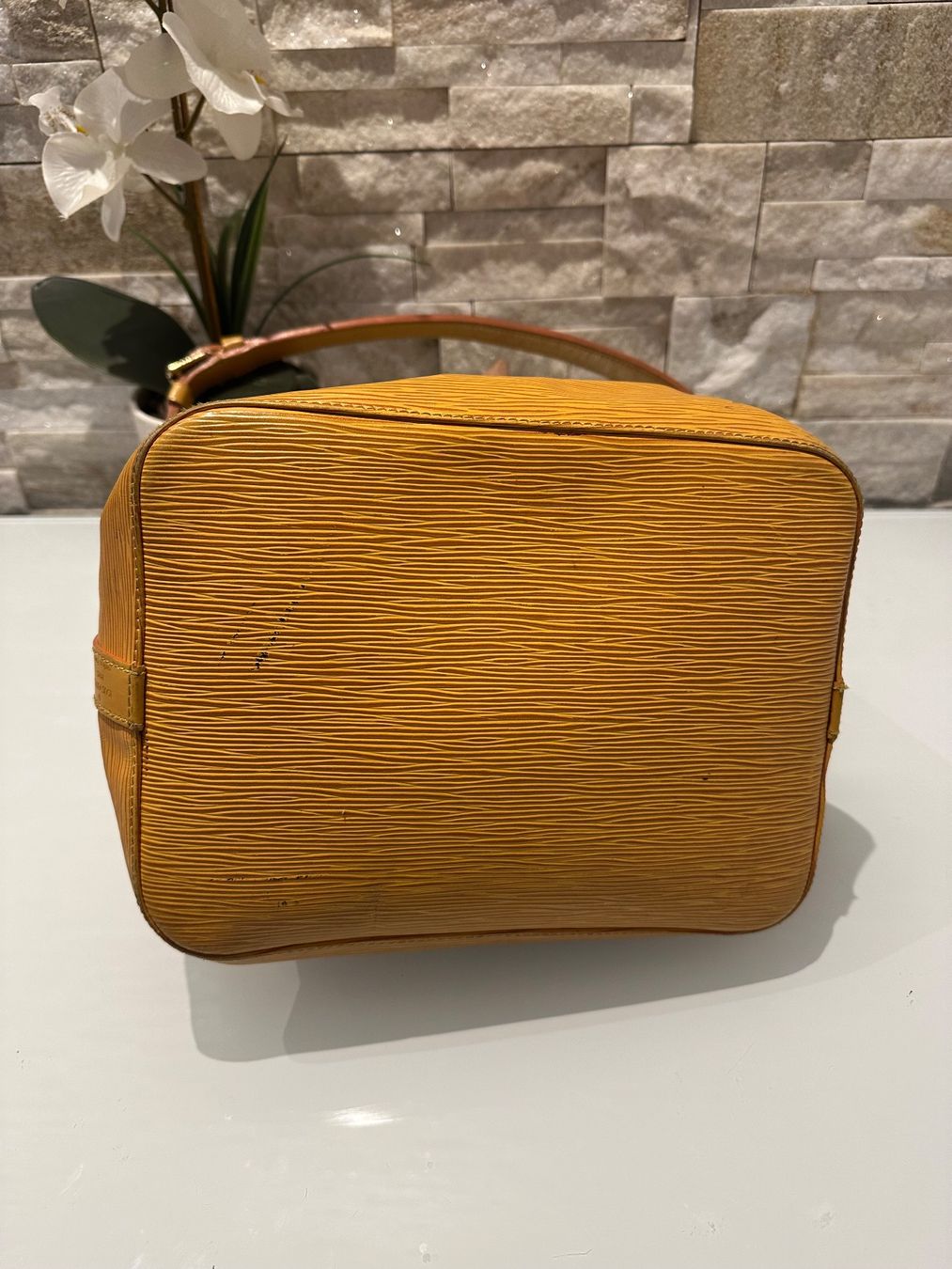 Louis Vuitton Borse da donna: Louis Vuitton Petit Noe gelb - Nr. 1475 – Usato da Hittnau venduto da LuxAndMore 5