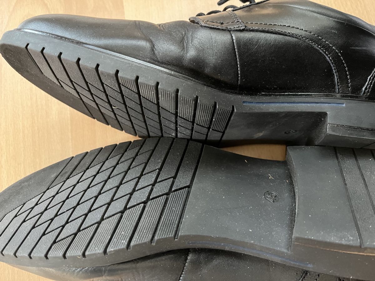 Scarpe da uomo: Italian shoes 45 – Usato da Dietlikon venduto da clf_g9mp 2