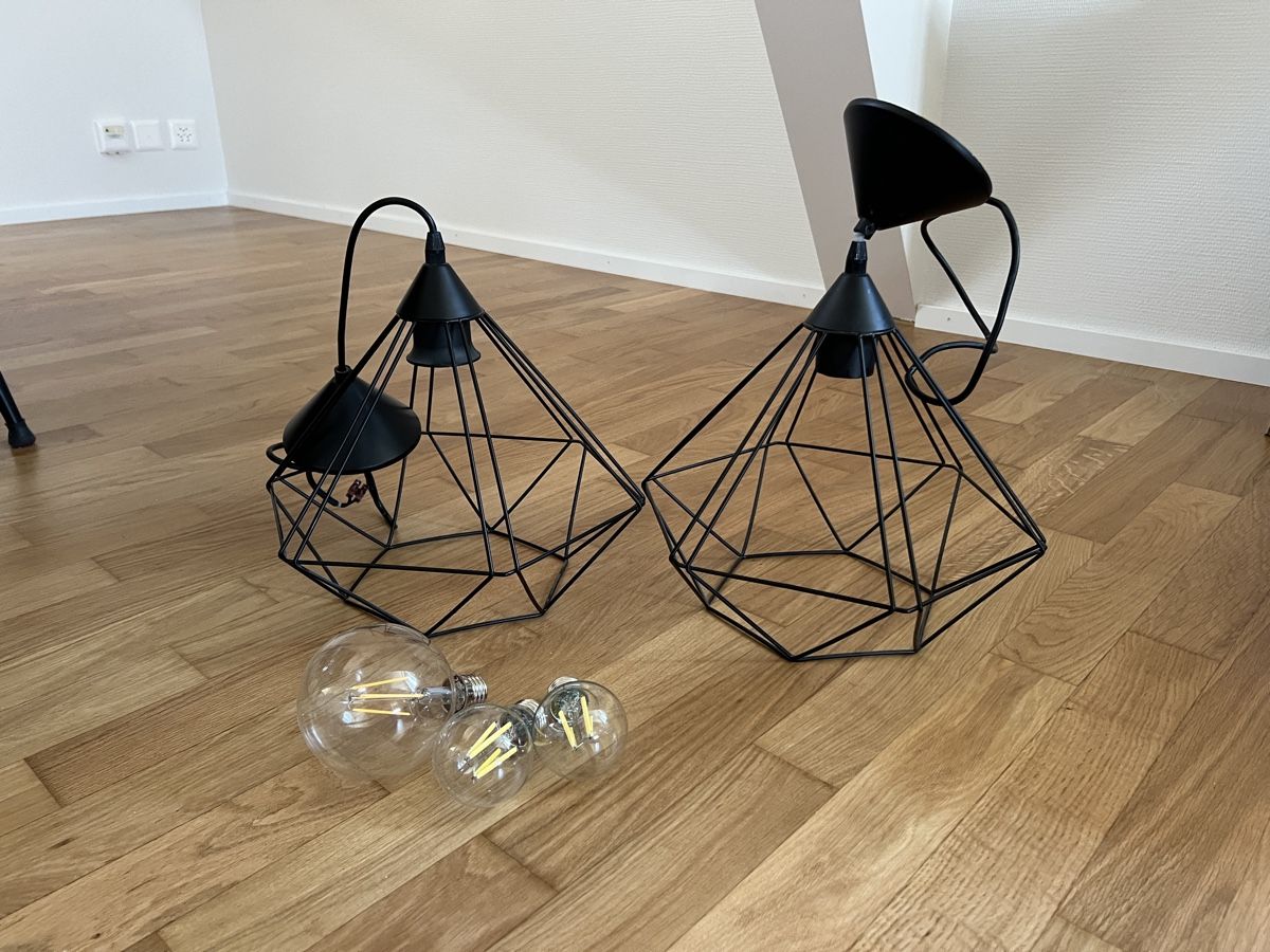 Lampadari & plafoniere: 2x Lampen mit Glühbirnen  – Nuovo (secondo la descrizione) da St. Gallen venduto da ram_8bqc
