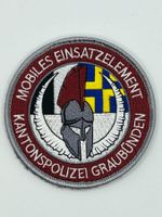 Ehemaliges Mobiles Einsatzelement der Kapo Graubünden rot