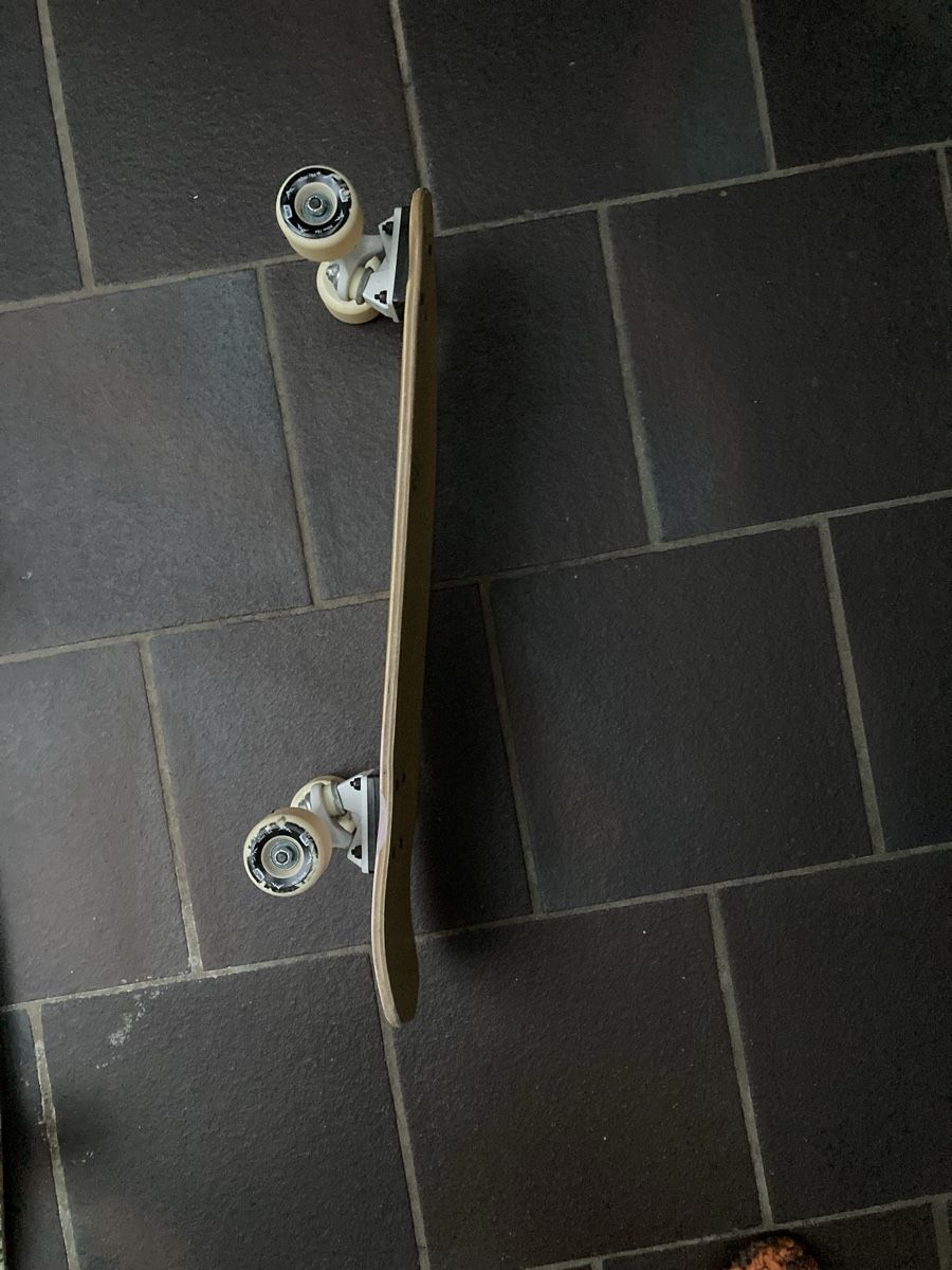 Skateboards: Kinder Skateboard Cruiser Series – Gebraucht aus Winterthur von niemim 2