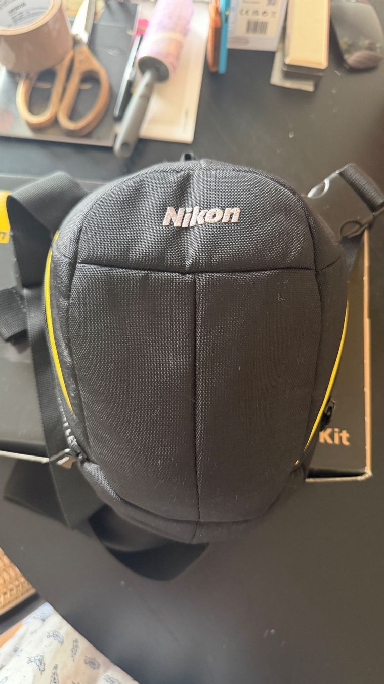 Nikon Fotocamera: Nikon D3200 18-105mm VR Kit – Usato da Zürich venduto da pre_vy7t 7