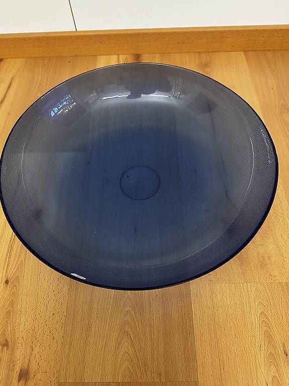Schalen: Schale aus Glas, blau, Durchm. 40 cm – Gebraucht aus Kaisten von AMSImara 1