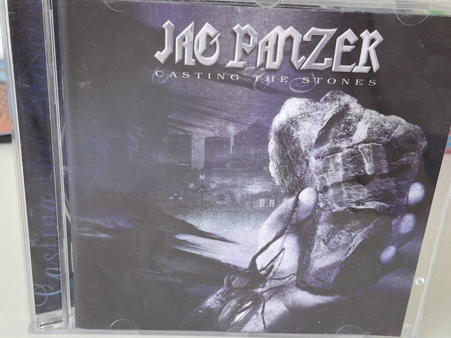 CD: CD Jag Panzer - Casting the Stones – Usato da Aarberg venduto da Jackup1