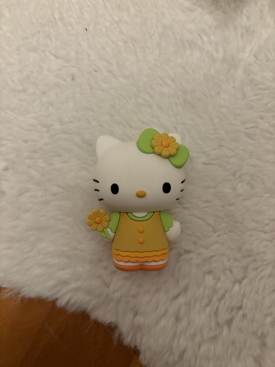Hello Kitty Figuren: Hello Kitty Doll Figur – Neu (gemäss Beschreibung) aus Russikon von sve_v78w