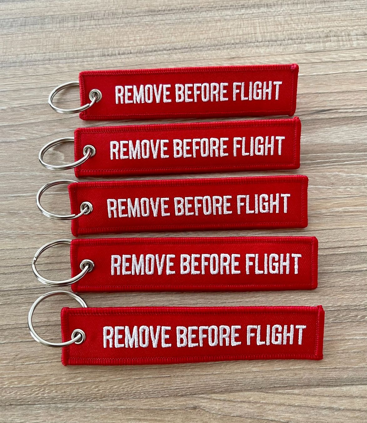 Portachiavi: 1 x Remove before flight tag Key chain Schlüsselanhänger – Nuovo e nell'imballaggio originale da Couvet venduto da Aura_aura 3