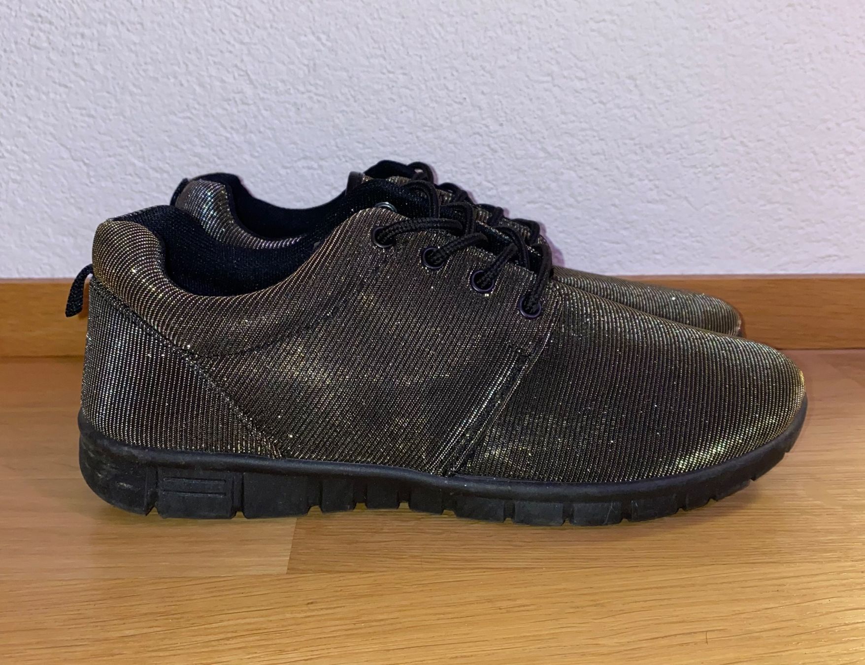 Cube Scarpe da donna: Cube Sneaker (NEU) Gr. 41 – Nuovo (secondo la descrizione) da Herisau venduto da Seyashop1 1