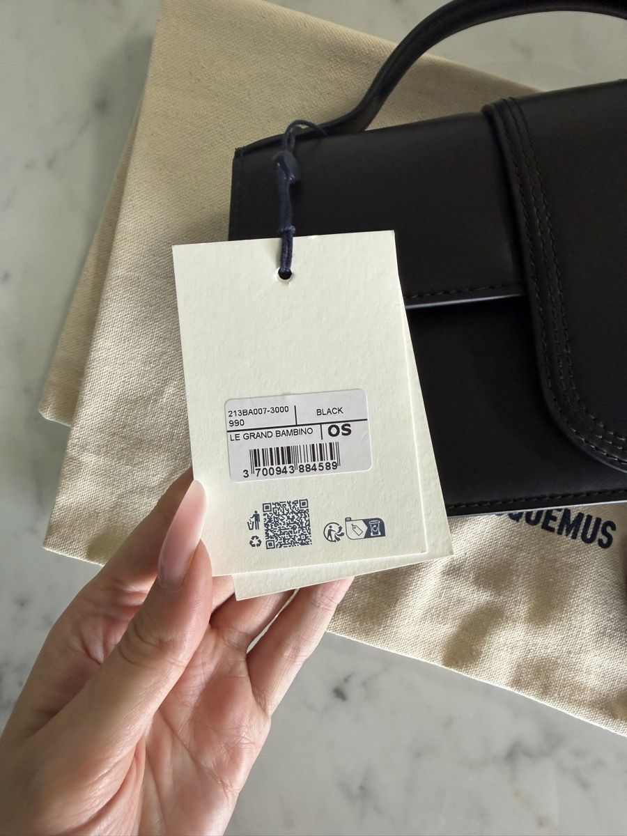 Jacquemus Borse da donna: Jacquemus Le Grand Bambino NEW – Nuovo e nell'imballaggio originale da Cademario venduto da Yleeyle 1