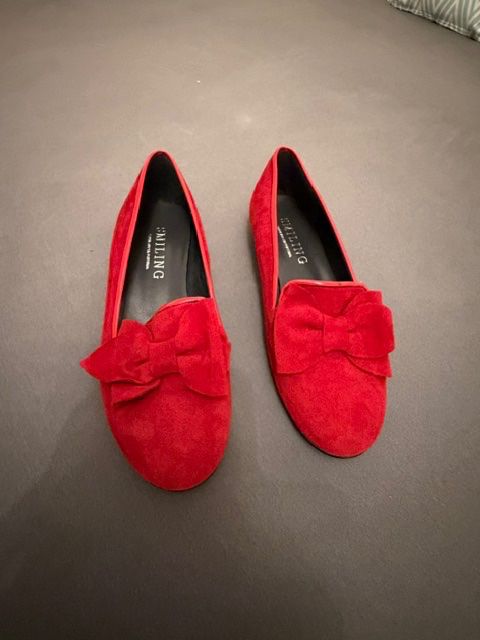 Damenschuhe: Ballerina – Gebraucht aus Binningen von son_x7yt