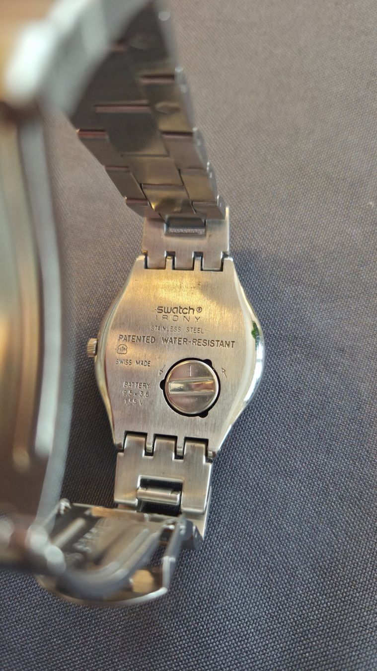 Swatch Orologi: Montre Swatch Irony 2003 – Nuovo (secondo la descrizione) da Corseaux venduto da 4CAHUETE 2